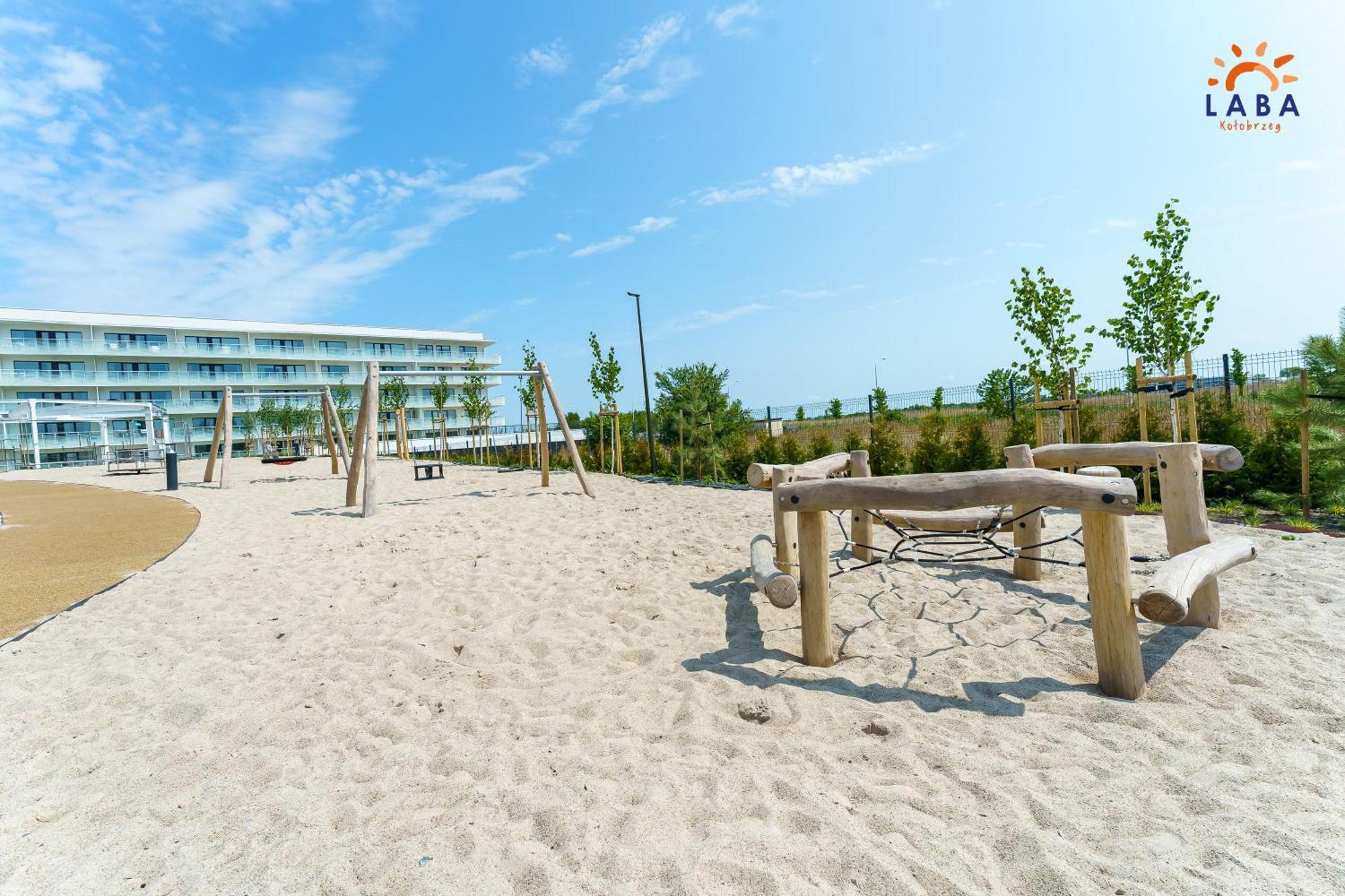 Laba Kolobrzeg Apartamenty Polanki Aqua Parking, Basen W Cenie 외부 사진